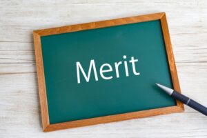 額「Merit」の文字
